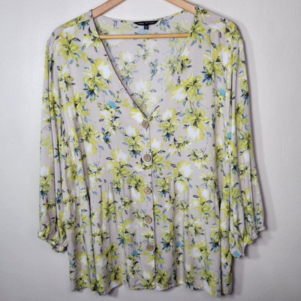 UNIQUE SPECTRUM Boho Floral V-neck Blouse Size 3X - Picture 2 of 6